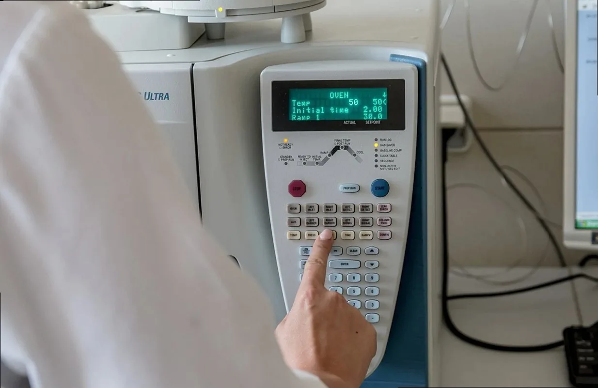 lab, analysis, diagnostics, hospital, test tube, test, tests, medical, the doctor, test tubes, medic, treatment, patient